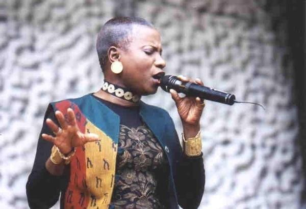 angelique_kidjo_large.jpg