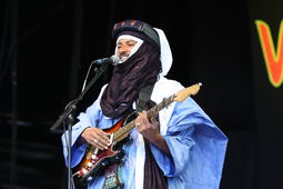 Etran Finatawa at Womad09