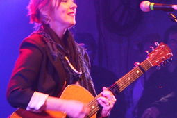 Suzanne Vega, HOME Festival 2011 - Photo �Glyn Phillips
